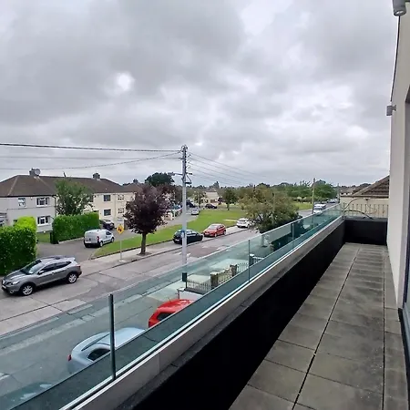 Inn Newly Refurbed 2bd Wraparound Balcony 5km To *