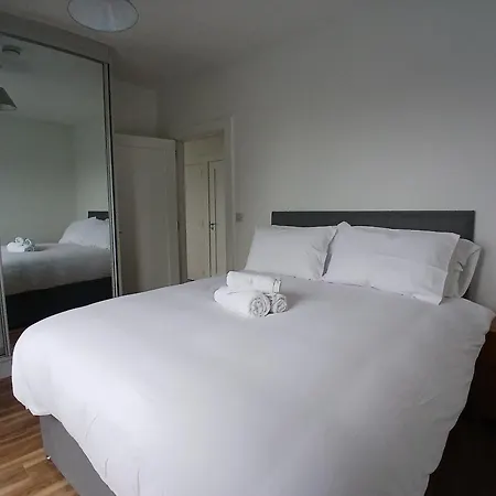Newly Refurbed 2bd Wraparound Balcony 5km To Inn *